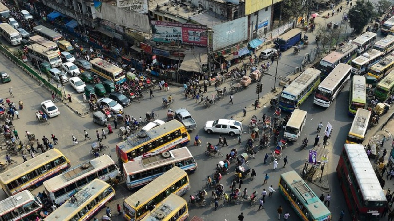 যানজটে স্থবির পুরান ঢাকা