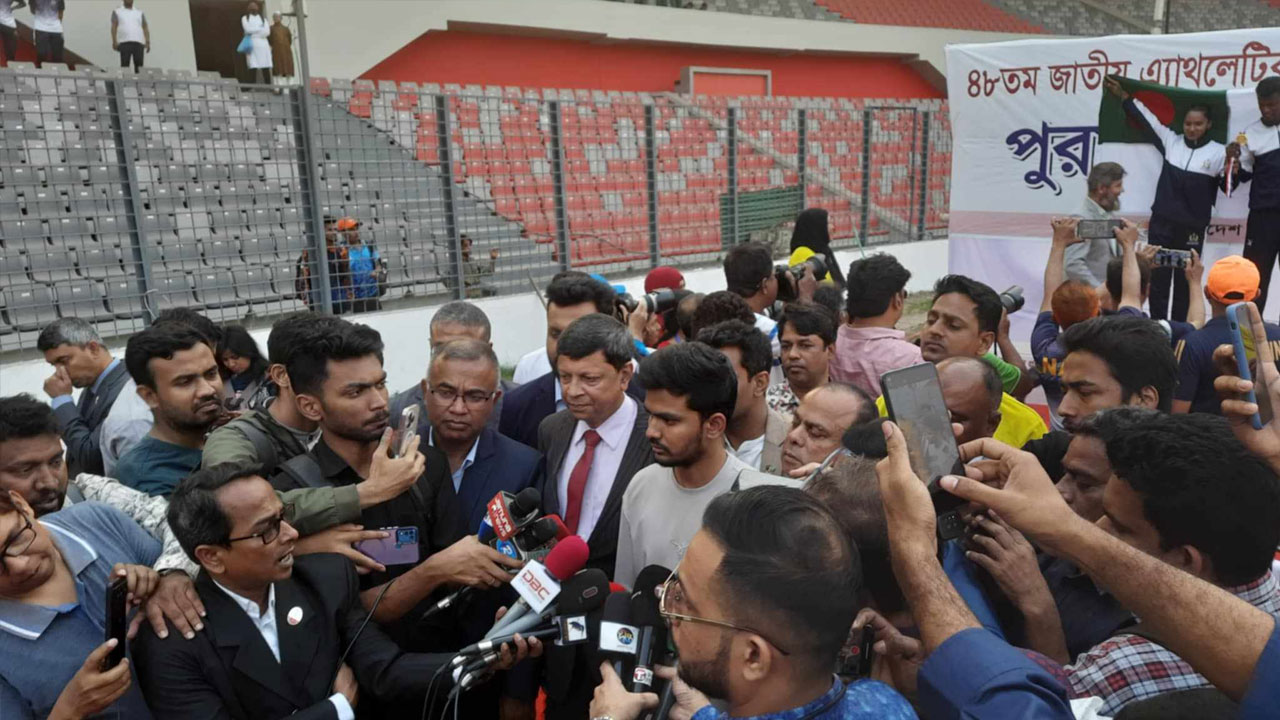 জাতীয় স্টেডিয়াম নিয়ে তদন্ত করতে চান উপদেষ্টা