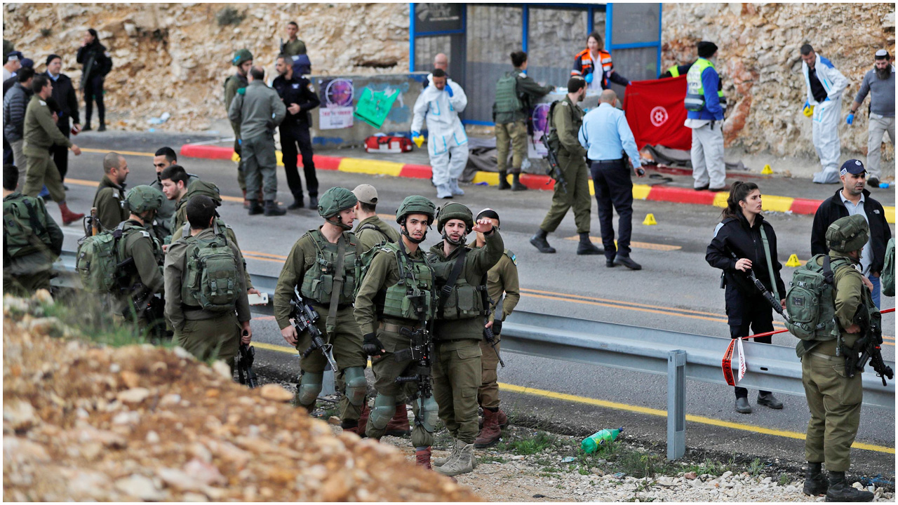 পশ্চিম তীরে গুলিতে ইসরায়েলি দুই সেনা নিহত, আহত ৮
