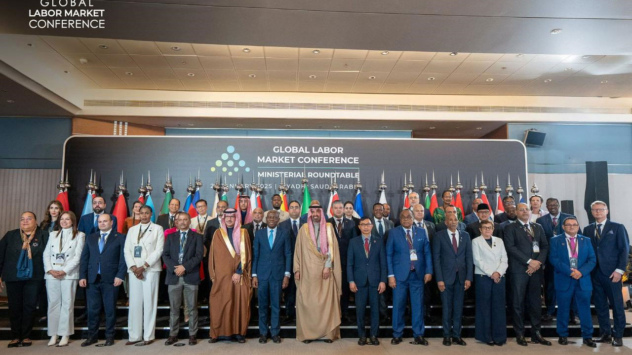 শ্রম সম্পর্ক উন্নয়নে বৈশ্বিক অংশীদারিত্ব জোরদার করছে বাংলাদেশ