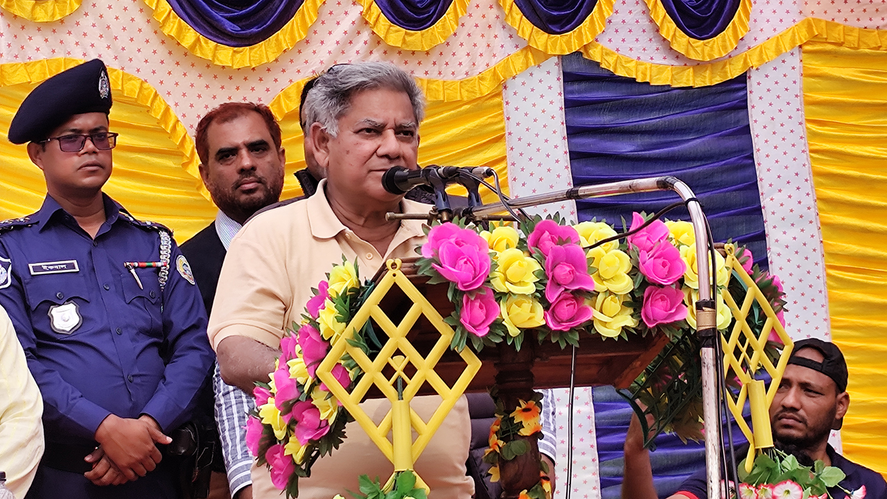 চোরদের আর ভোট দেবেন না : উপদেষ্টা সাখাওয়াত