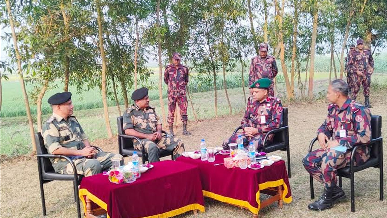 বিজিবি-বিএসএফ সৌজন্য সাক্ষাৎ, মহেশপুর সীমান্ত এলাকা পরিদর্শন