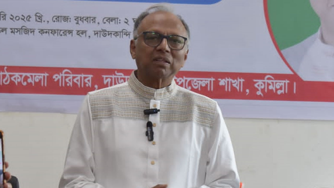 মিডিয়ার স্বাধীনতার জন্য লড়াই করছি : মাহমুদুর রহমান