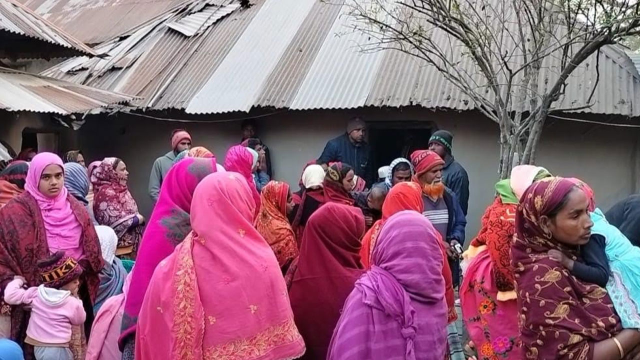 ছেলেকে আটক করতে পুলিশের অভিযান, আতঙ্কে বাবার মৃত্যু