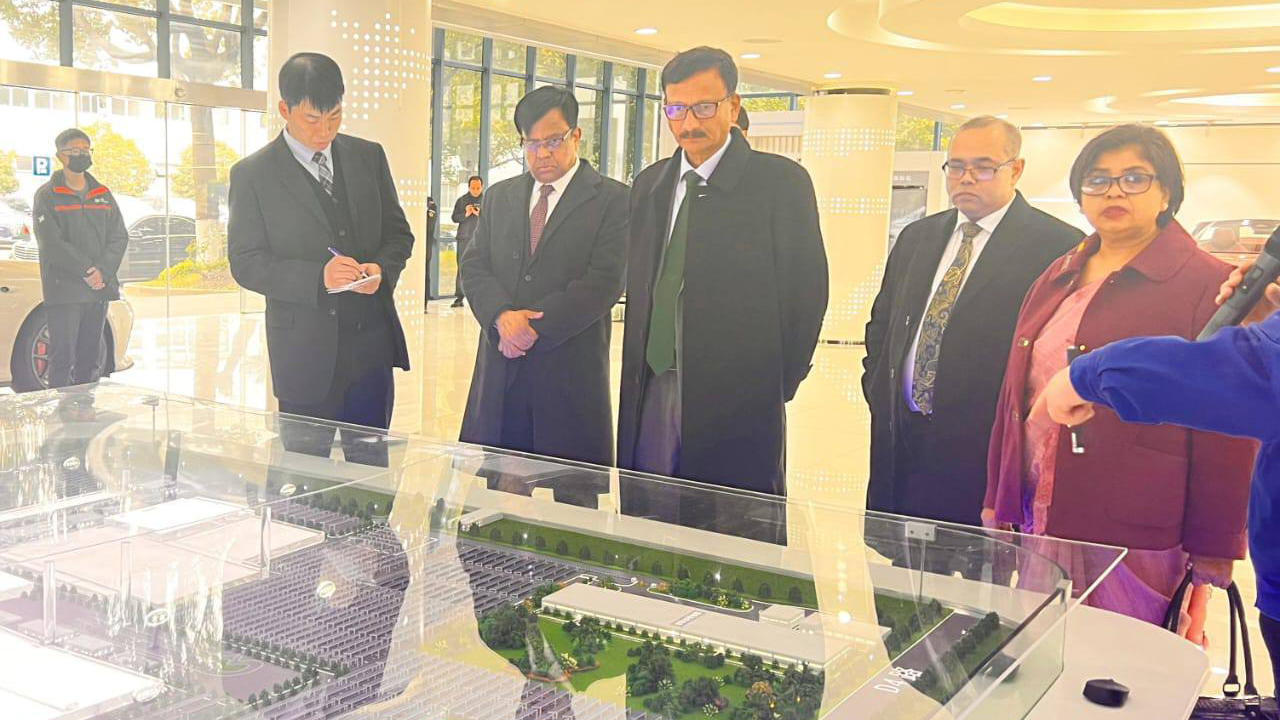 বাংলাদেশে বৈদ্যুতিক যানবাহন কারখানা স্থাপনের আহ্বান চীনকে