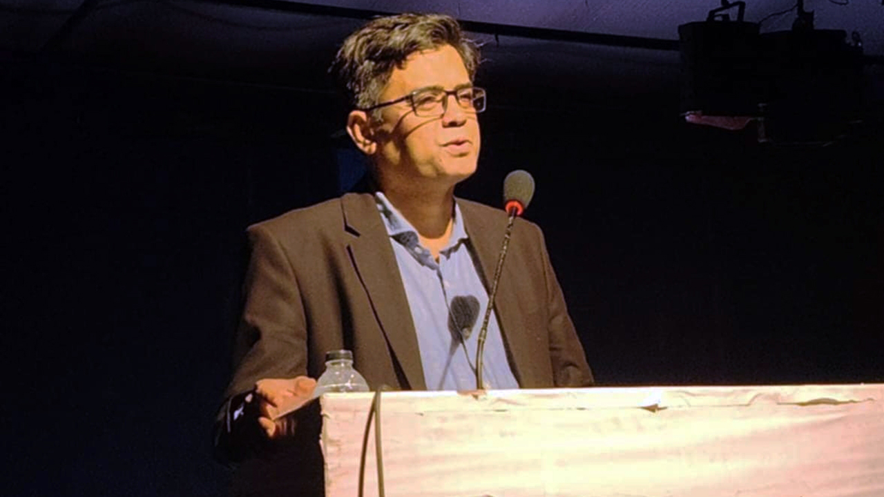 আ.লীগের সঙ্গে আপোসের কোনো সুযোগ নেই : শফিকুল আলম