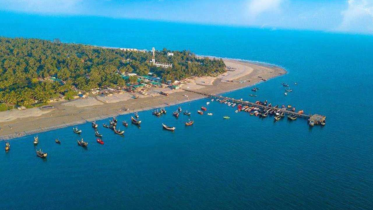 ফেব্রুয়ারিতে সেন্টমার্টিনে পর্যটক যাতায়াত উন্মুক্ত করার দাবি