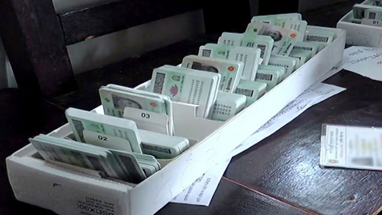 ১০ বছর বয়সী নাগরিকদের এনআইডি দেওয়ার সুপারিশ