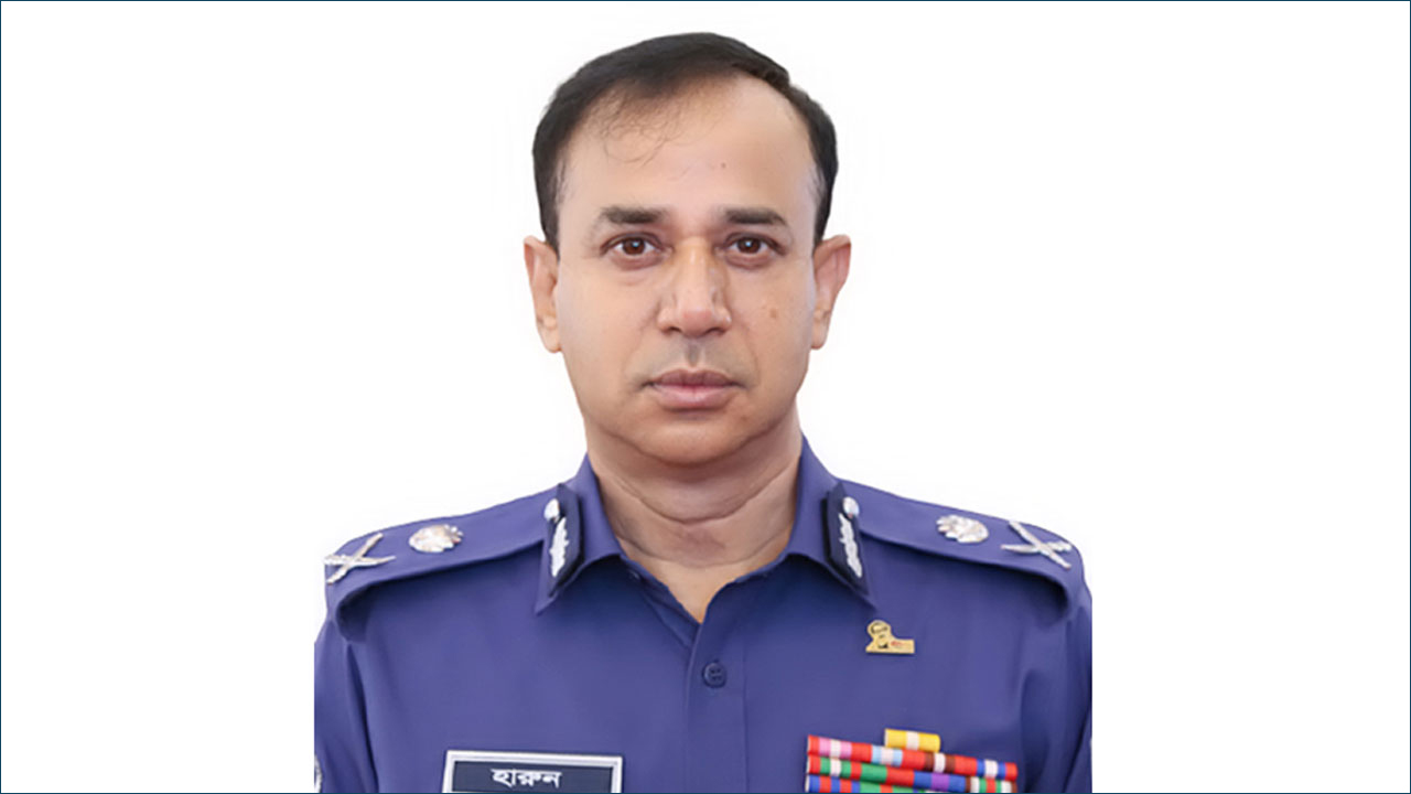 সাবেক র্যাব ডিজি হারুনের বিরুদ্ধে গ্রেপ্তারি পরোয়ানা