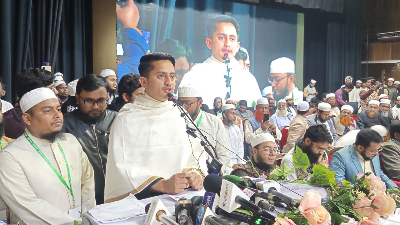 গণহত্যাকারীদের বিচারিক প্রক্রিয়াকে বাধাগ্রস্ত করা হচ্ছে : সারজিস