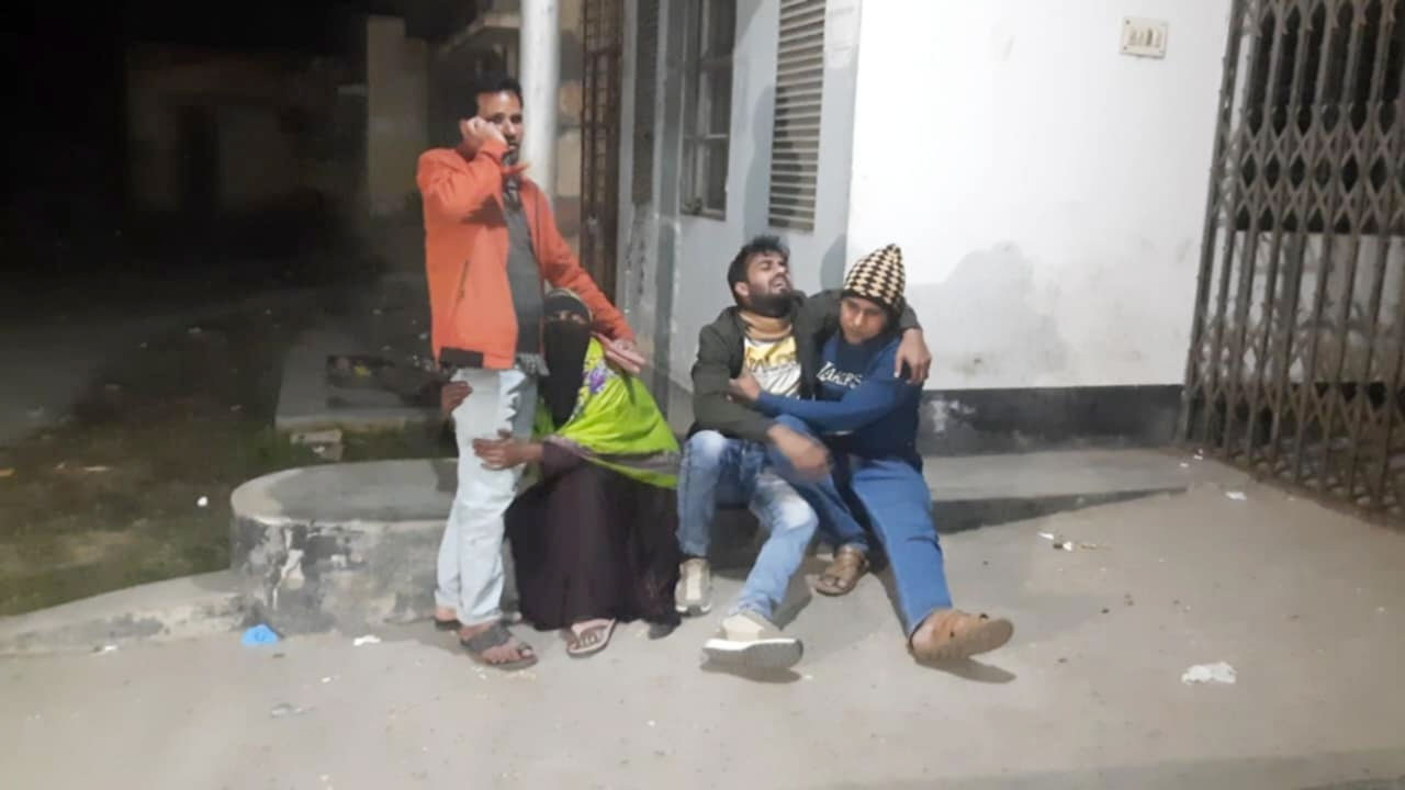 দাওয়াত খেয়ে ফেরার পথে বাসচাপায় স্ত্রী ও বোনসহ প্রাণ গেল প্রবাসীর