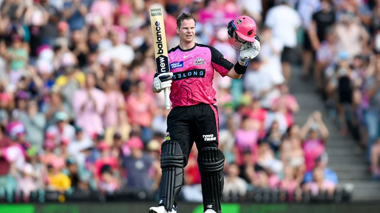 আইপিএলে দল না পাওয়া অজি তারকার রেকর্ড গড়া সেঞ্চুরি 