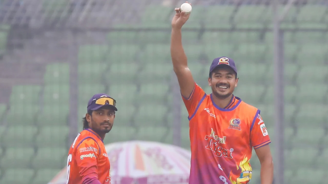 রেকর্ডগড়া ৭ উইকেটের স্পেল নিয়ে যা বললেন তাসকিন