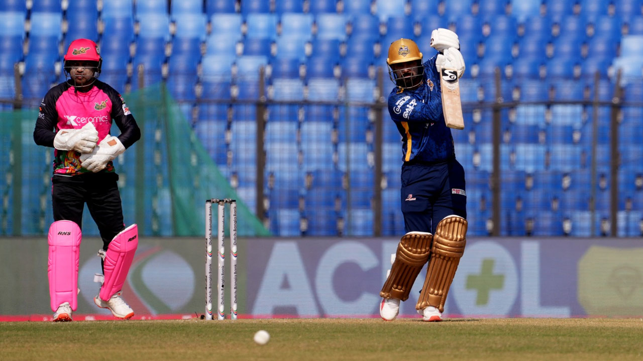 বিপিএলে তলানির লড়াইয়ে সিলেটকে হারাল ঢাকা