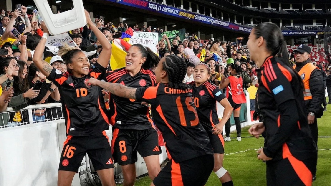 আর্জেন্টিনাকে হারিয়ে কোপা আমেরিকার ফাইনালে কলম্বিয়া