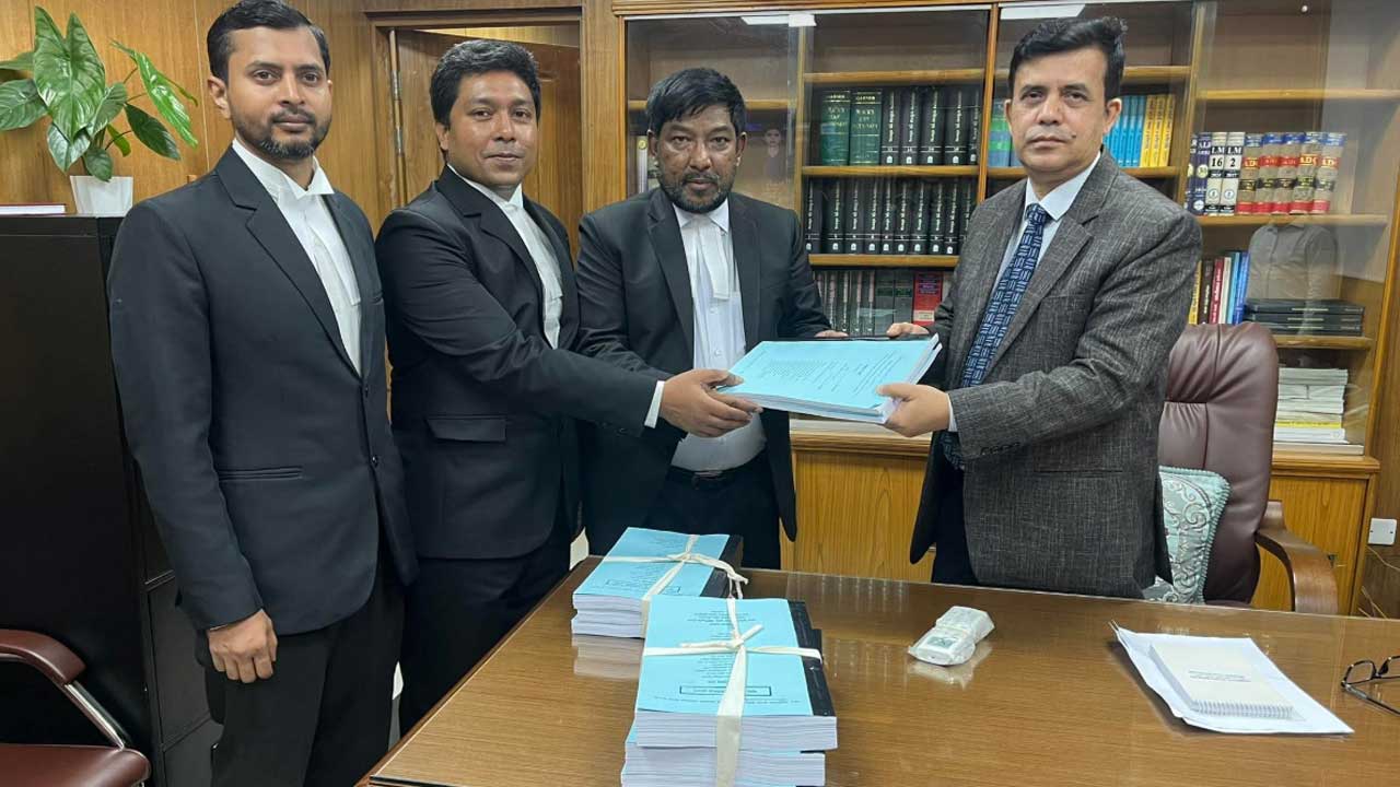 আশুলিয়ায় ৬ লাশ পোড়ানো : ট্রাইব্যুনালে আনুষ্ঠানিক অভিযোগ দাখিল