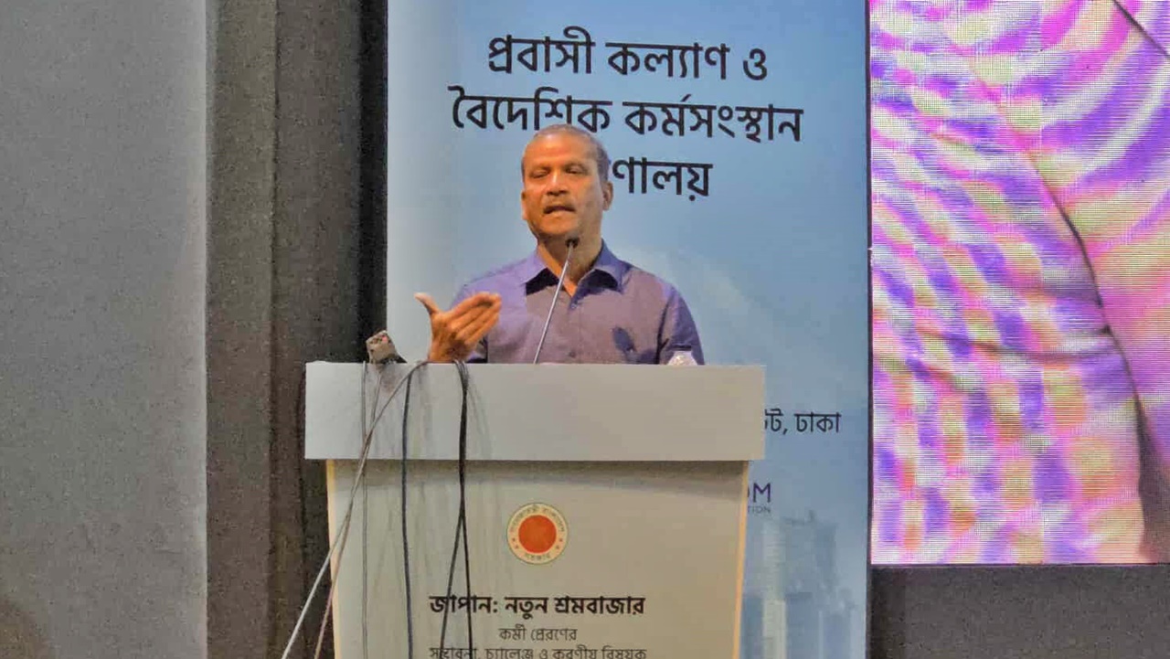 এক বছরে ৪০ হাজার কর্মী নেবে মালয়েশিয়া : আসিফ নজরুল