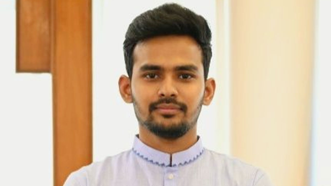 জুলাইয়ে শহীদ হতে না পারায় আফসোস আসিফ মাহমুদের