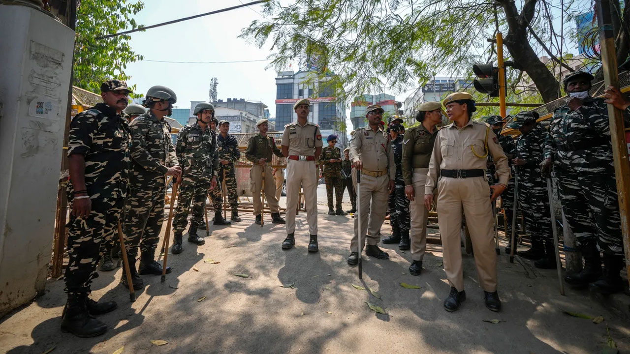 ভারতের আসামে মুসলিমবিরোধী ‘উচ্ছেদ অভিযানের’ পেছনে কী?