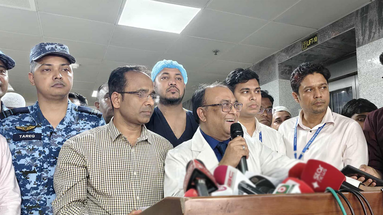 দগ্ধদের জন্য রক্ত ও স্কিনের প্রয়োজন নেই : বার্নের ভারপ্রাপ্ত পরিচালক