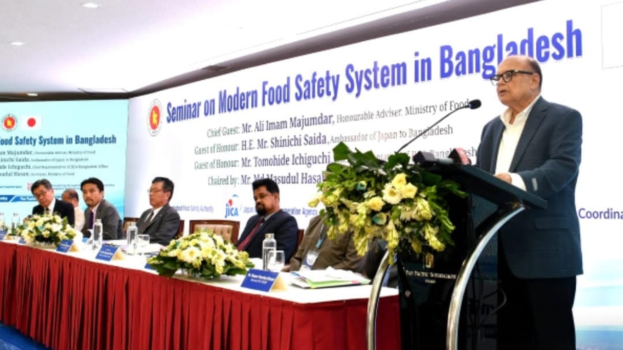 বাংলাদেশ থেকে খাদ্য রপ্তানির ব্যাপক সম্ভাবনা রয়েছে : উপদেষ্টা