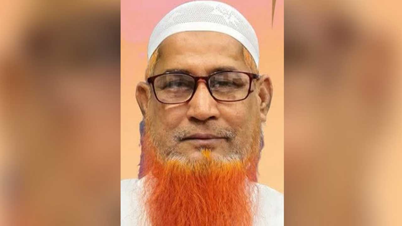 ইউএনওকে বিএনপি নেতা বললেন, ‘পোস্টার ভদ্রলোকের মতো লাগাবেন’