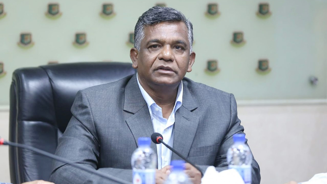 ‘বিপিএল ক্রিকেট উন্নয়নের কোনো কাজে আসে না’