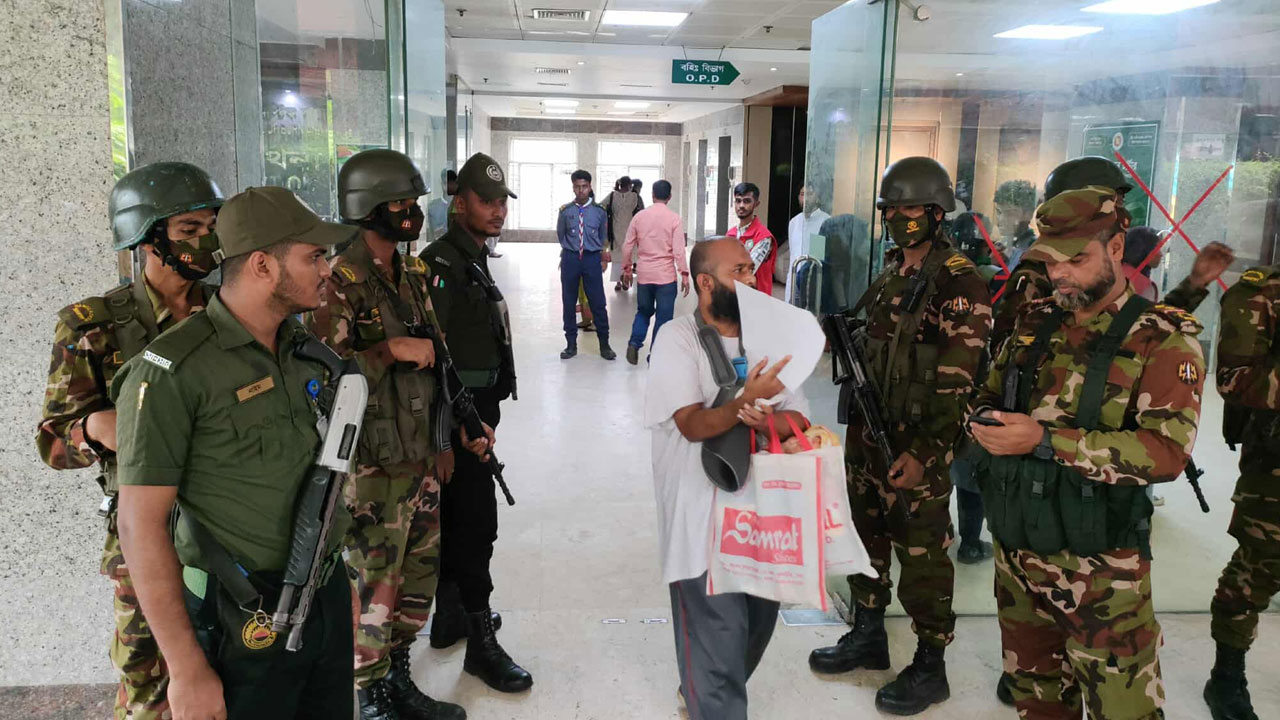 জাতীয় বার্নে কড়াকড়ি, নির্দিষ্ট পরিচয় ছাড়া মিলছে না প্রবেশাধিকার