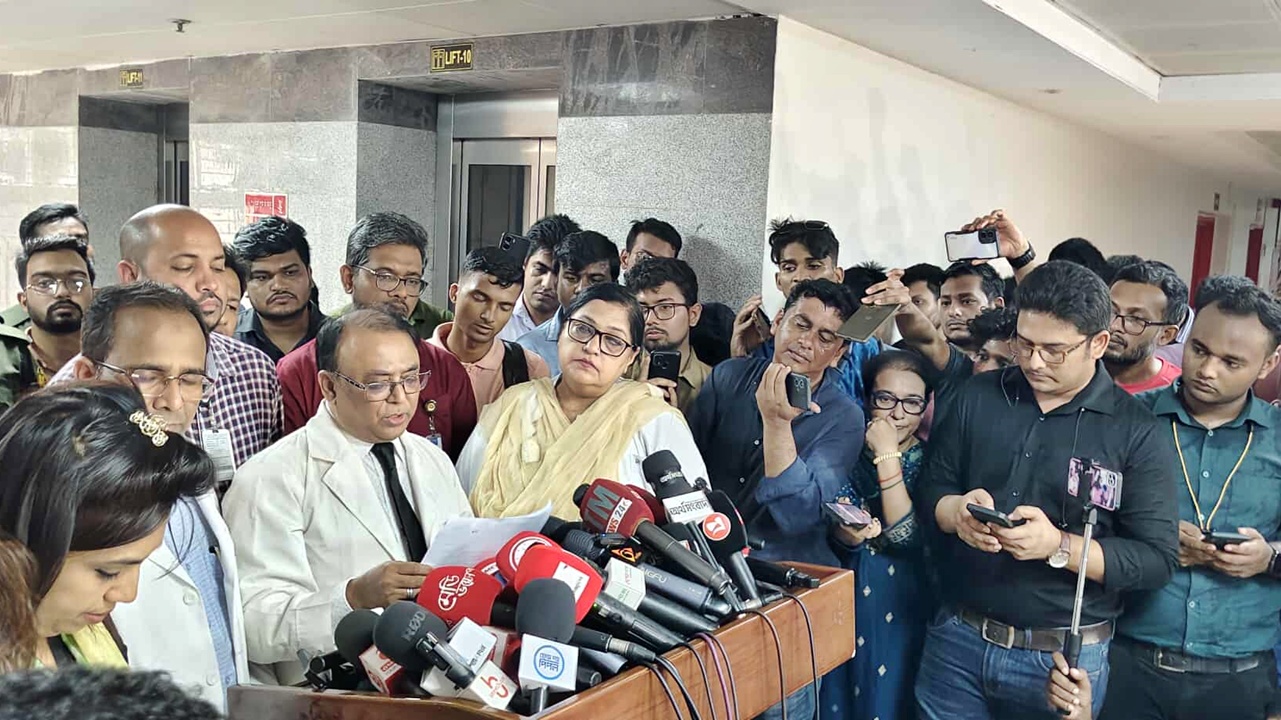 এই মুহূর্তে দগ্ধদের বিদেশে নেওয়ার পরিকল্পনা নেই: বার্ন পরিচালক