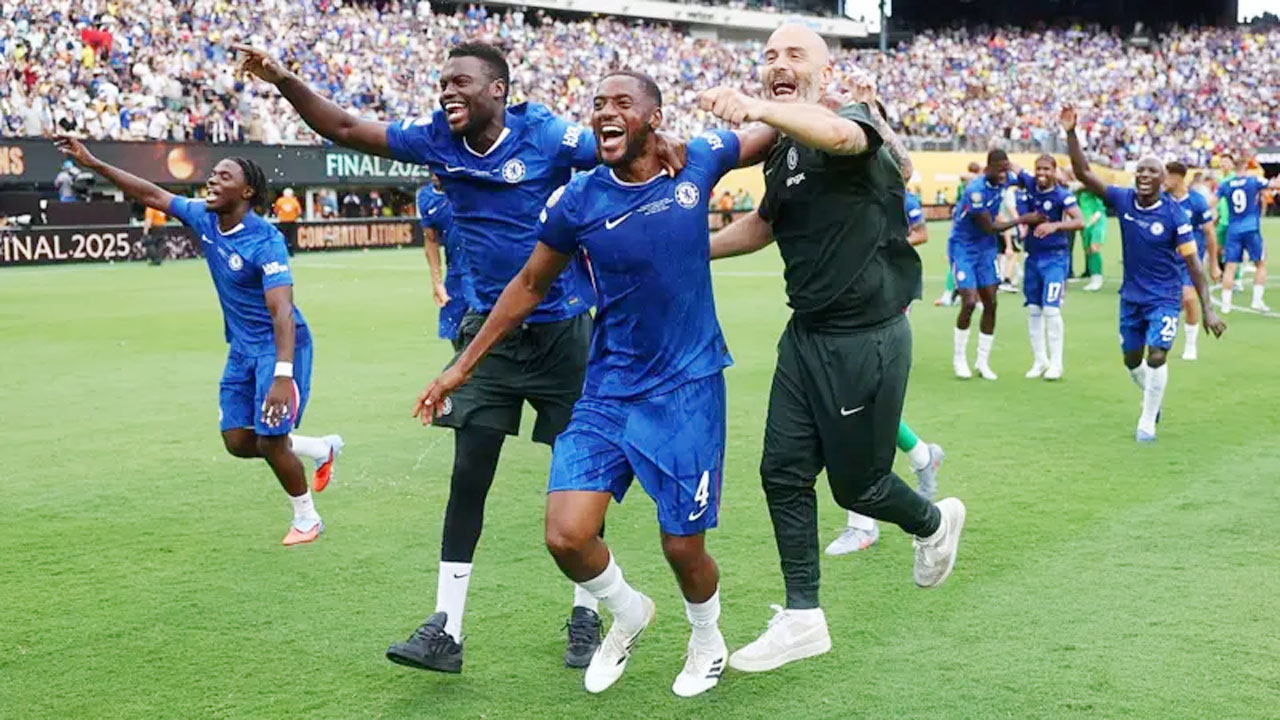 পিএসজিকে মাটিতে নামিয়ে বিশ্বকাপ চ্যাম্পিয়ন চেলসি