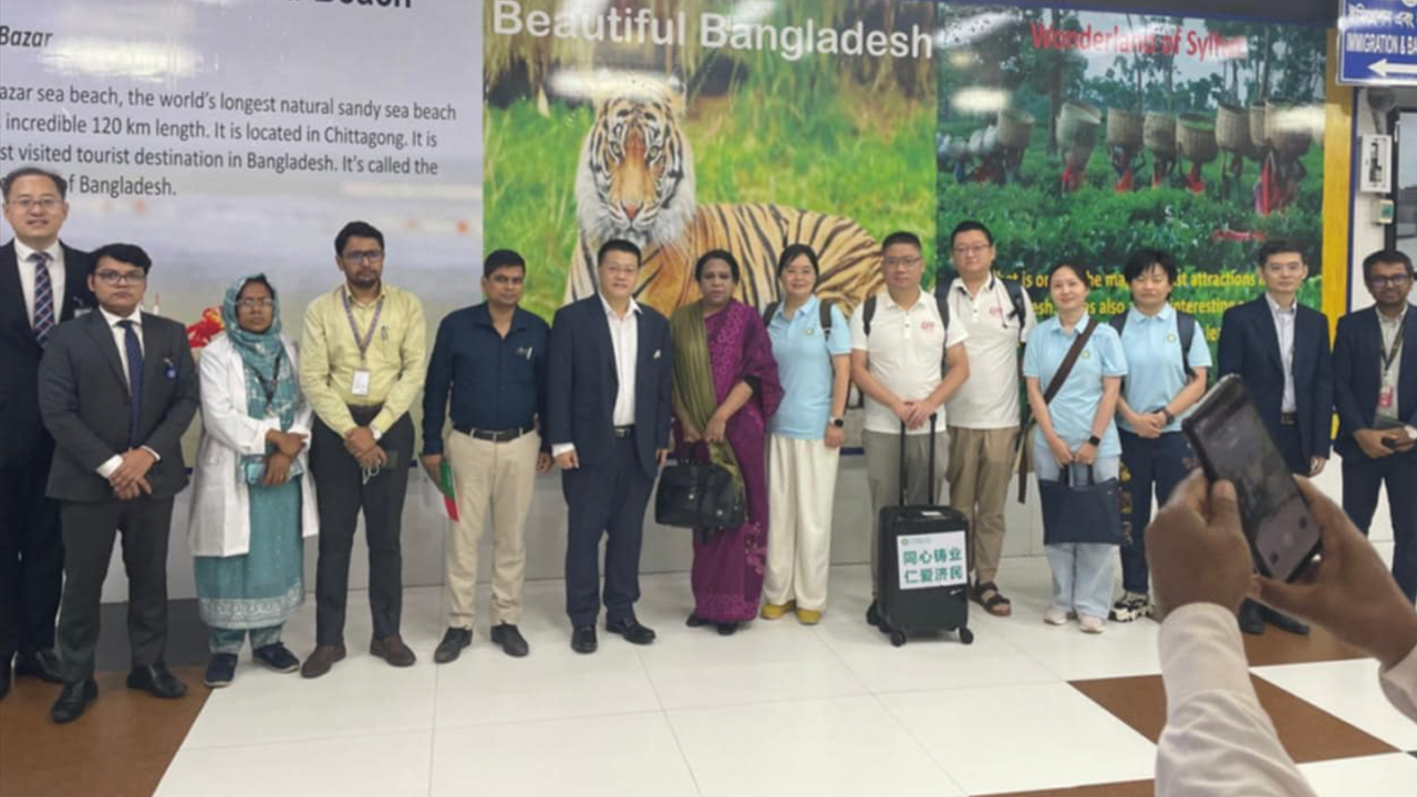 অগ্নিদগ্ধদের চিকিৎসাসেবা দিতে ঢাকায় চীনের মেডিকেল টিম