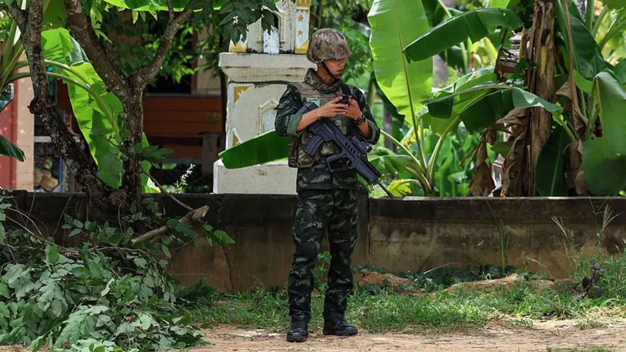 অবিলম্বে যুদ্ধবিরতির আহ্বান কম্বোডিয়ার