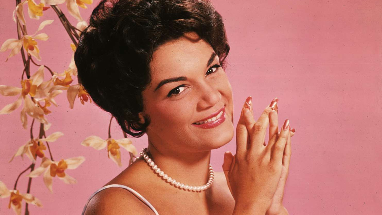 চলে গেলেন ‘প্রিটি লিটল বেবি’ খ্যাত গায়িকা কনি ফ্রান্সিস