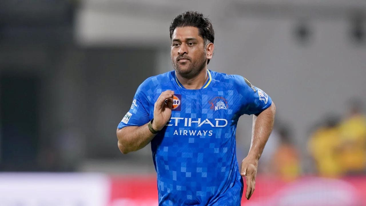 ‘এখন আর কেউ পরিশ্রম করতে চায় না’, তরুণ প্রজন্মকে নিয়ে উদ্বিগ্ন ধোনি