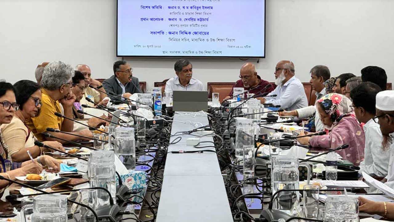 শ্বেতপত্রে প্রস্তাবিত শিক্ষাবিষয়ক প্রস্তাবনাগুলো যথাসম্ভব এগিয়ে নেওয়া
