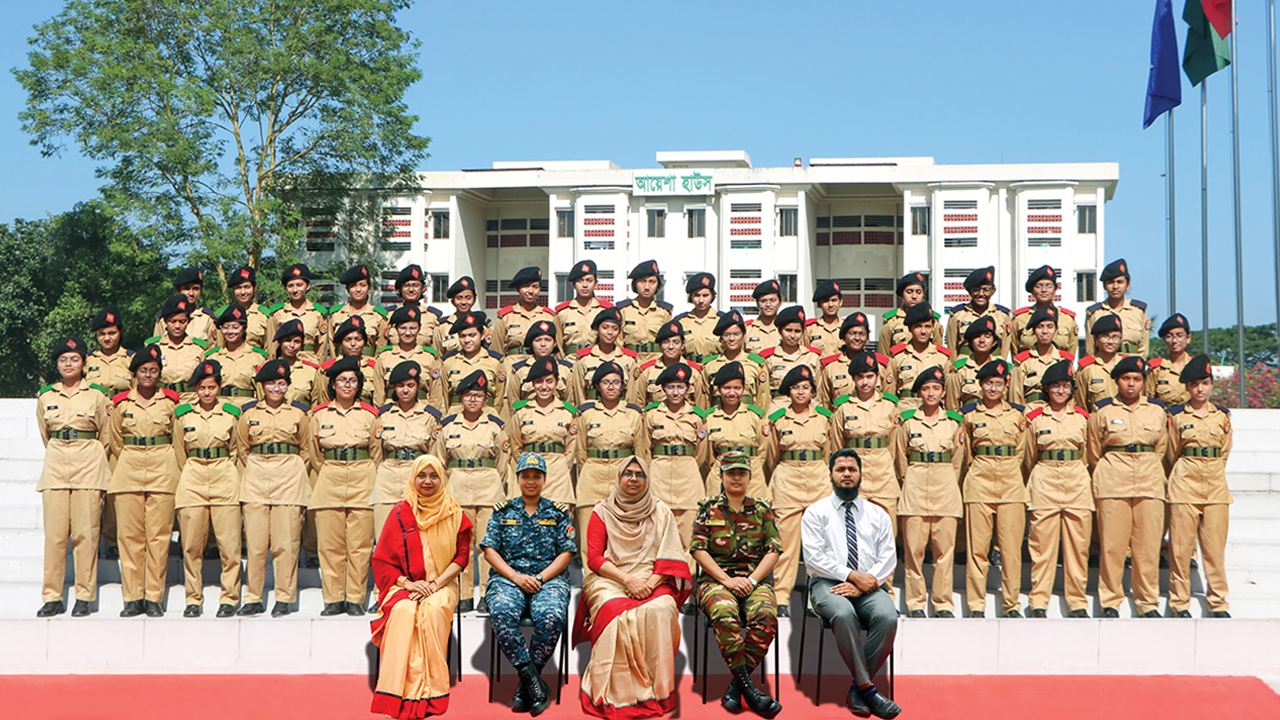 সাফল্যের ধারায় এবারও শীর্ষে ফেনী গার্লস ক্যাডেট কলেজ