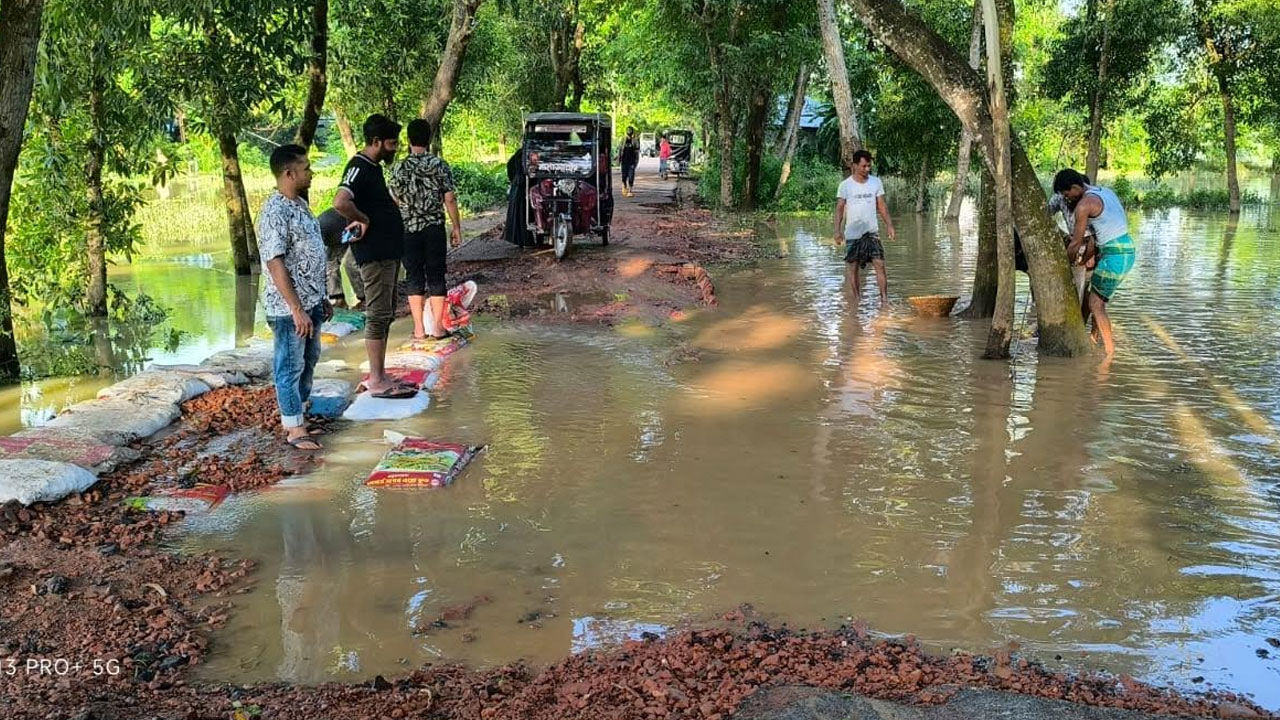 ফেনীতে এবারের বন্যায় ক্ষতি ২৩৮ কোটি ৪০ লাখ টাকা