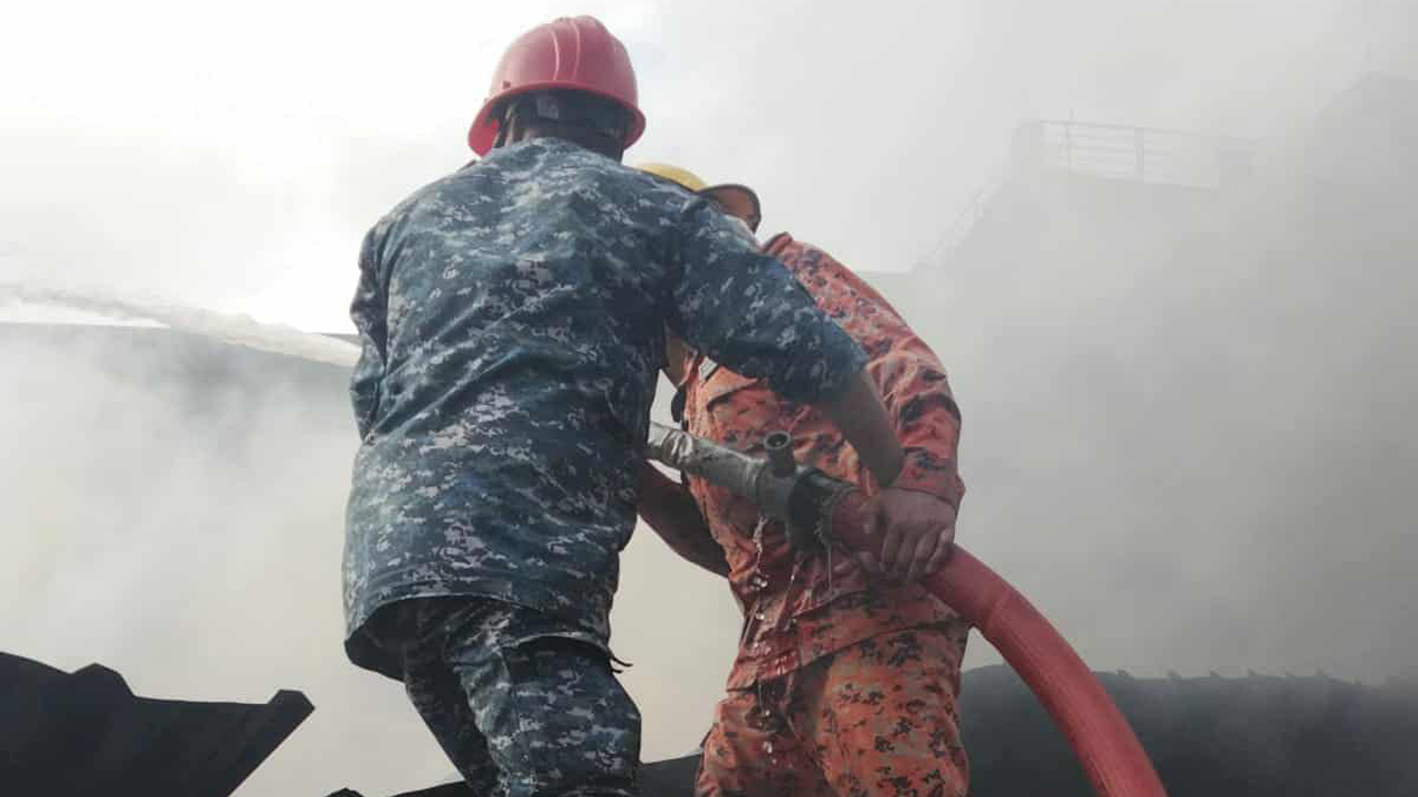 কর্ণফুলী ইপিজেডে লাগা আগুন নিয়ন্ত্রণে