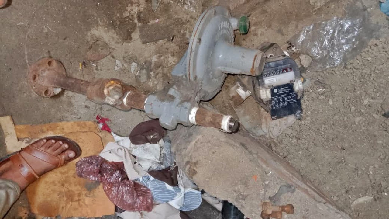 ঢাকা ও কিশোরগঞ্জে অবৈধ গ্যাস সংযোগ বিচ্ছিন্ন, জরিমানা আদায়