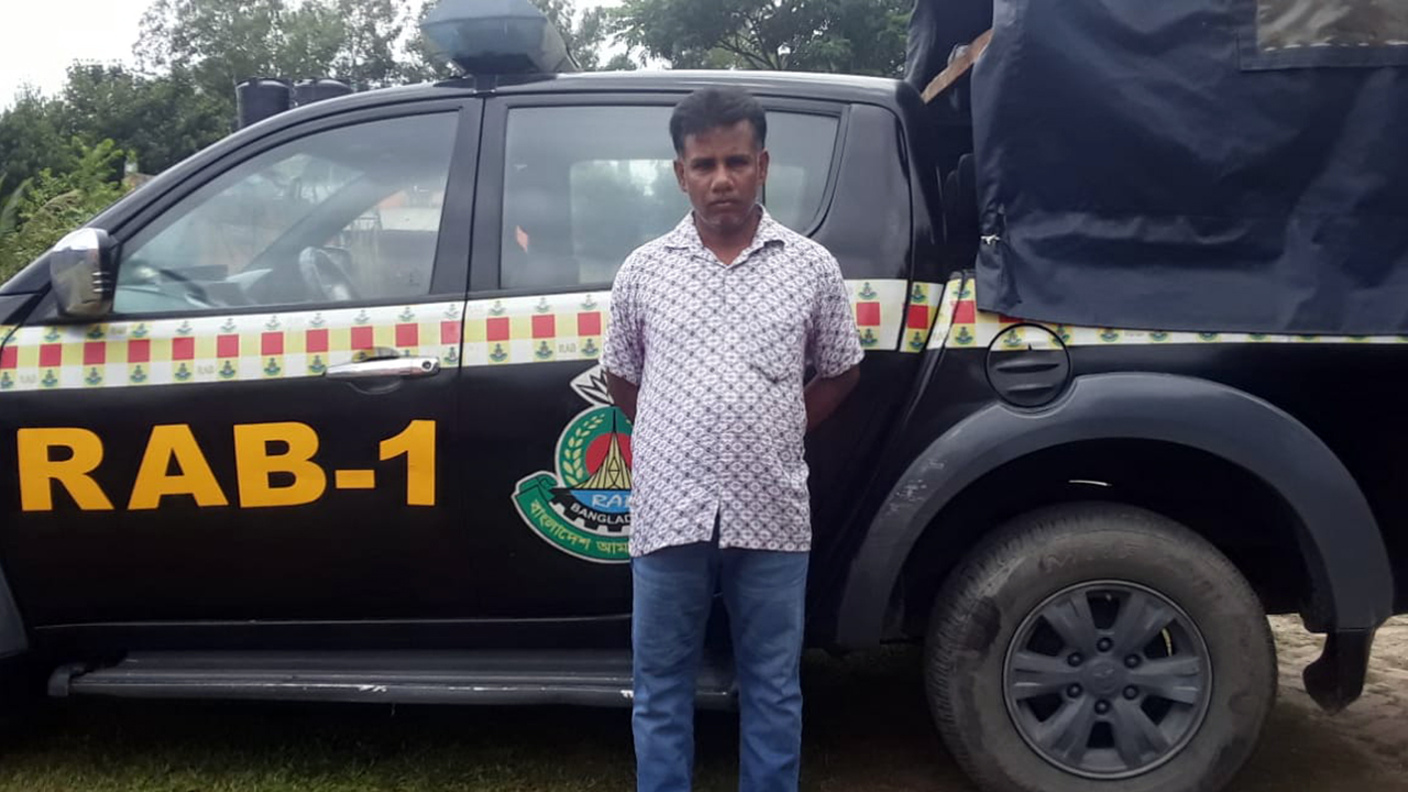 গাজীপুরে শ্রমিক পিটিয়ে হত্যার ঘটনায় মূল হোতা গ্রেপ্তার