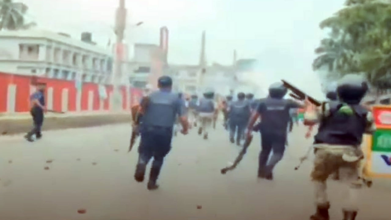 পুলিশের সঙ্গে সংঘর্ষ, গোপালগঞ্জে ১৪৪ ধারা জারি