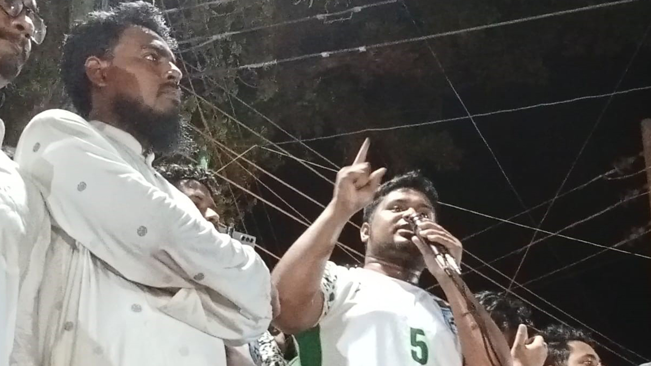 নিজের বাবাও যদি দুর্নীতি করে, এর প্রতিবাদ করতে হবে : হাসনাত আবদুল্লাহ