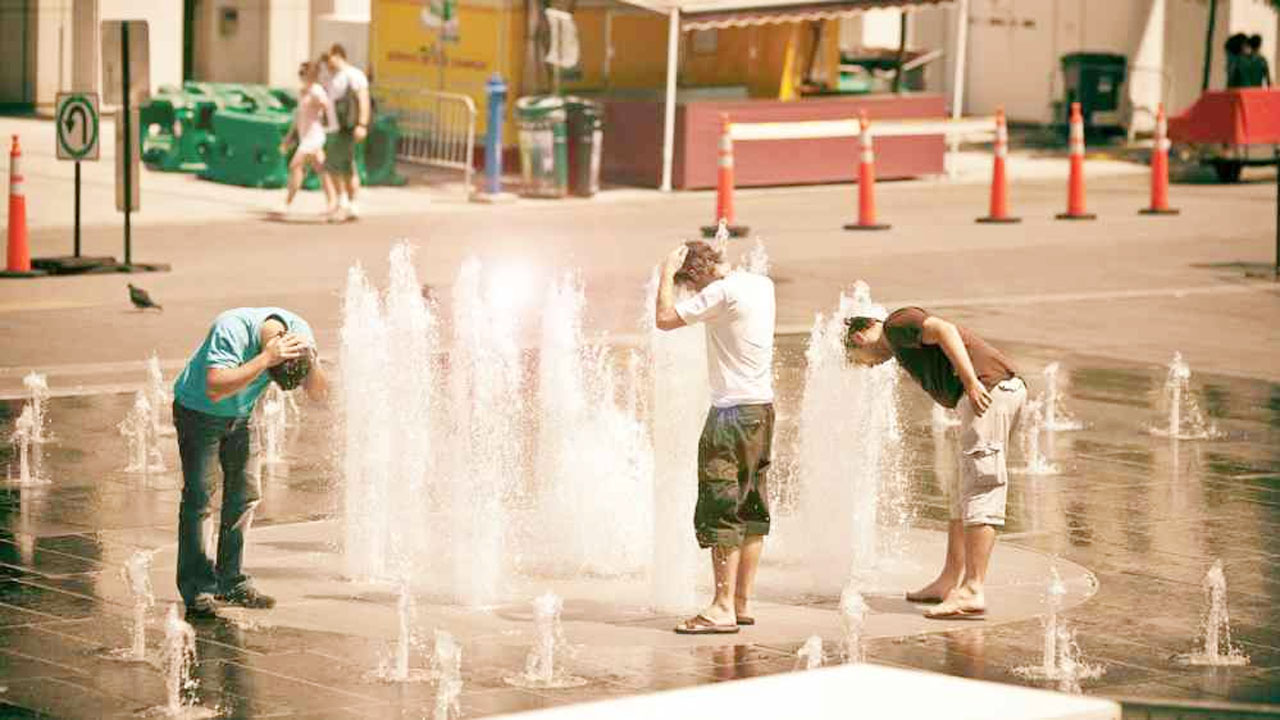 দাবদাহ : মাত্র ১০ দিনে ১২ শহরে ২ হাজার ৩০০ মৃত্যু দেখল ইউরোপ