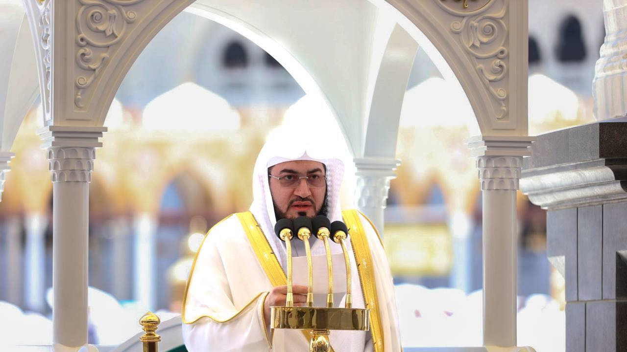 মানুষের ওপর আল্লাহর রহমত নিয়ে যা বলেছেন মসজিদুল হারামের খতিব