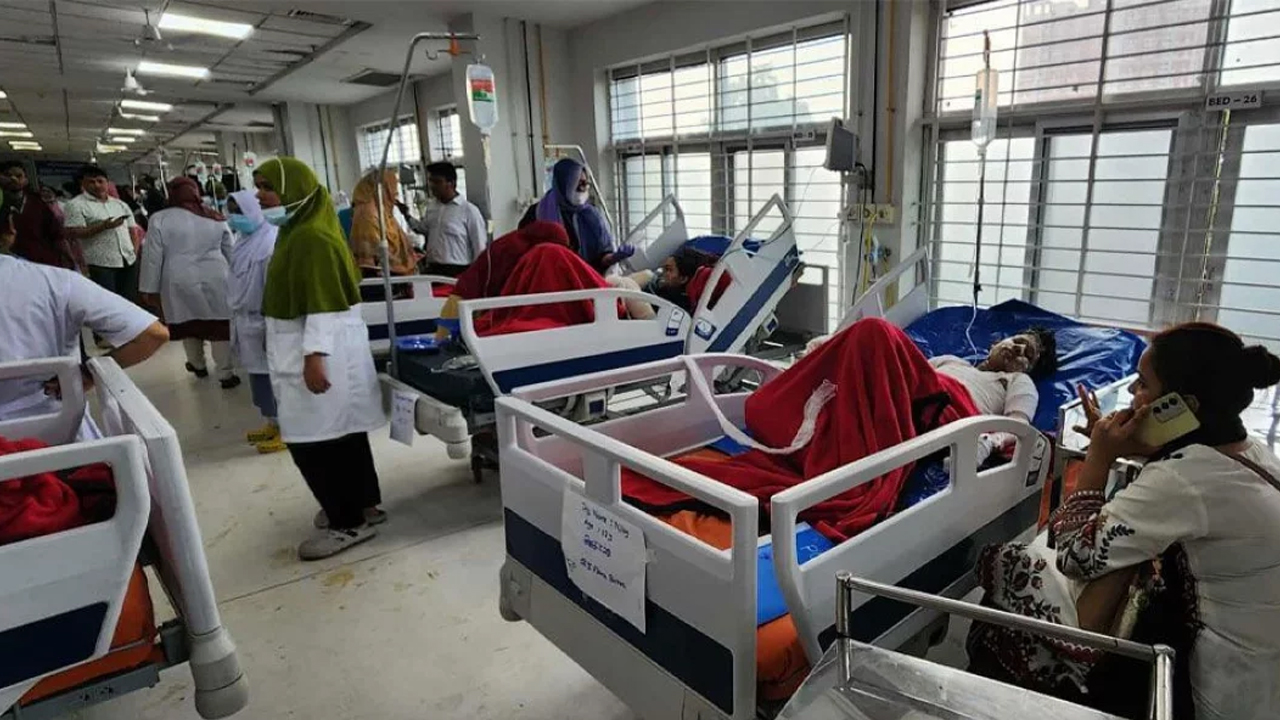 অগ্নিদগ্ধদের চিকিৎসা দি‌তে ঢাকায় ভারতীয় বিশেষ মেডিকেল টিম