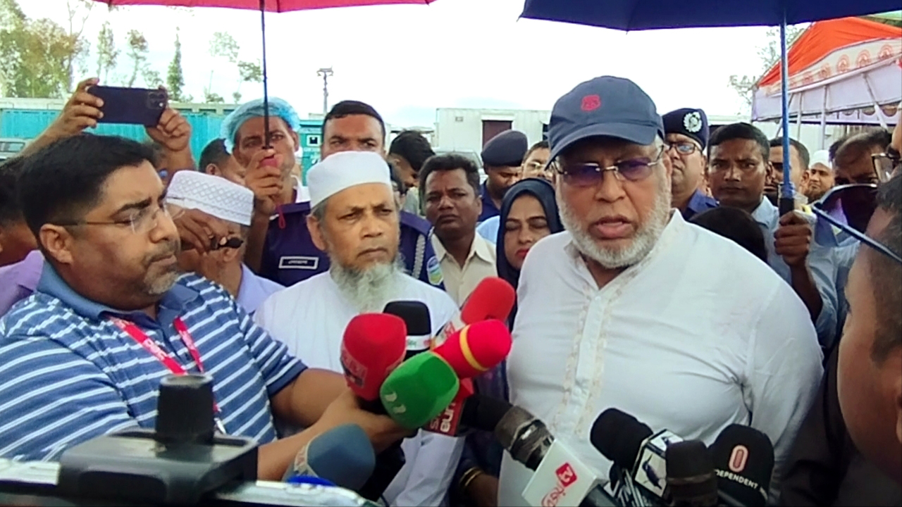 এমন কাউকে নির্বাচিত করবেন না যাকে পালিয়ে যেতে হয় : জ্বালানি উপদেষ্টা