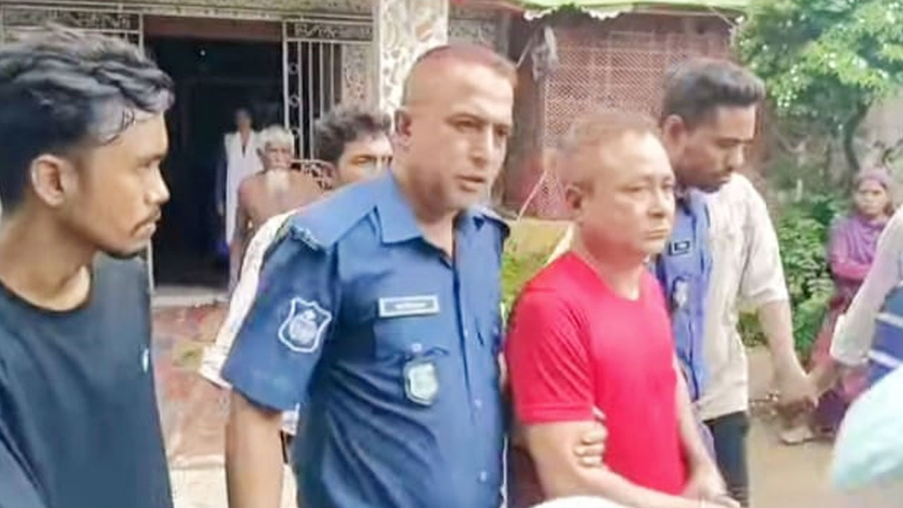 যশোরে সাবেক পৌর মেয়রকে পিটিয়ে পুলিশে দিল জনতা