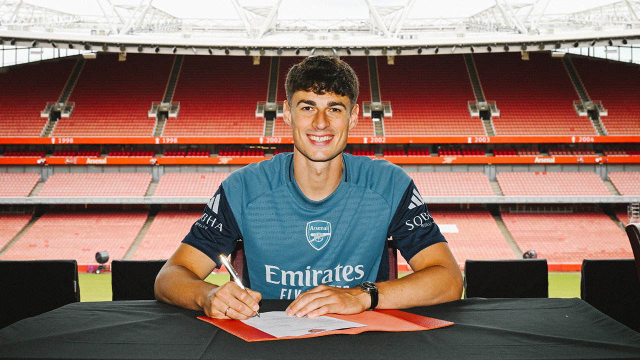 বিশ্বের সবচেয়ে দামি গোলরক্ষককে কিনল আর্সেনাল