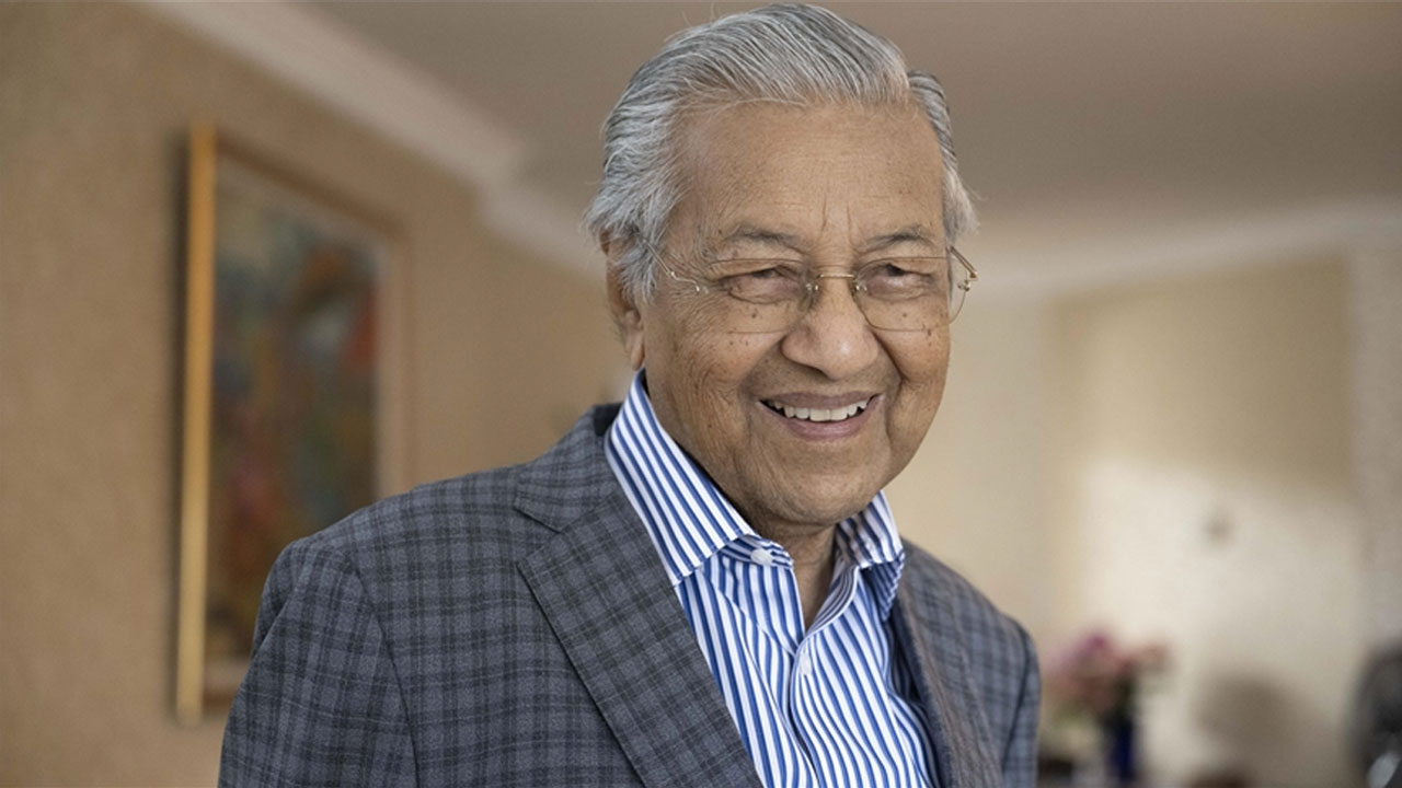 গণতন্ত্র ব্যর্থ, আধুনিক সভ্যতা ভেঙে পড়েছে— ১০০তম জন্মদিনে বললেন মাহাথির