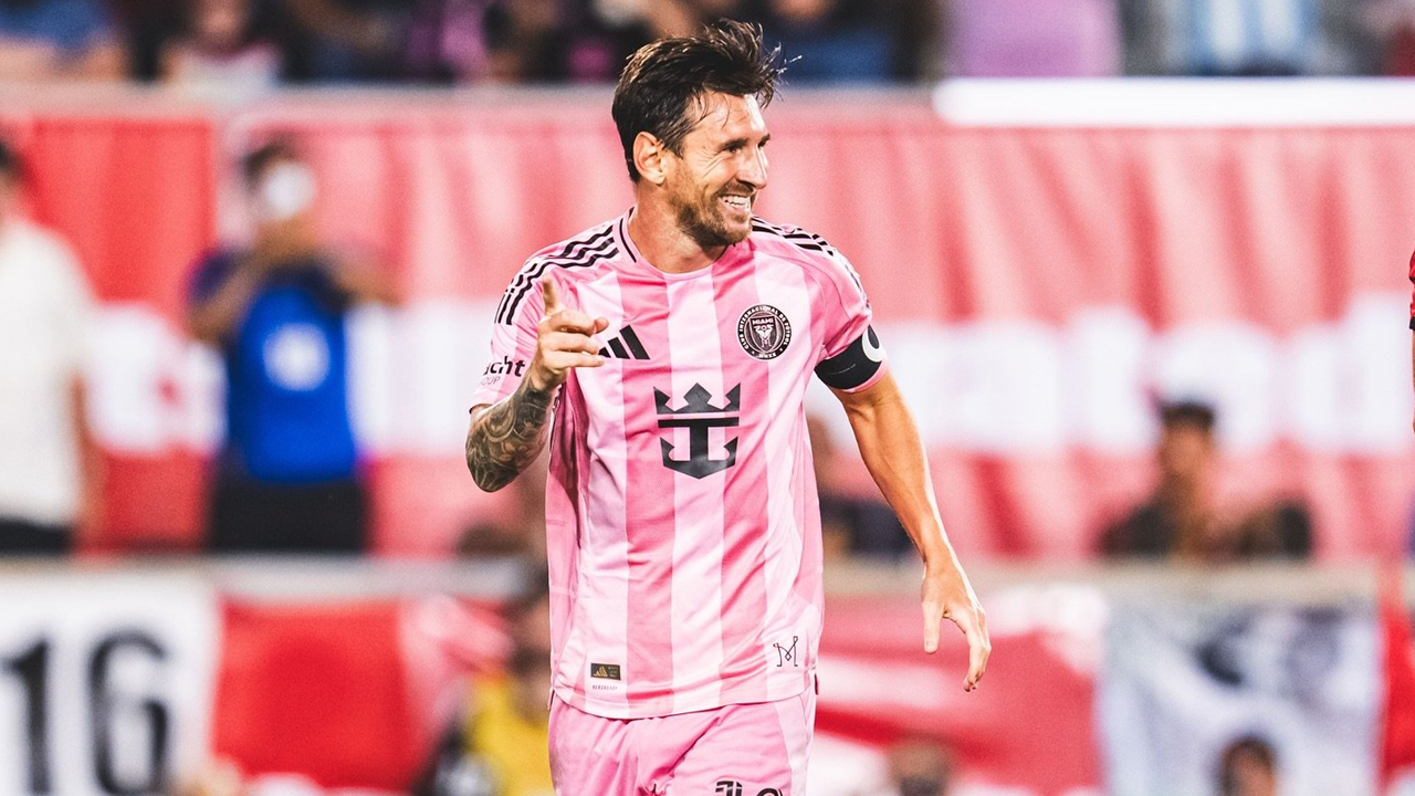 এক ম্যাচ বিরতি দিয়েই ফের মেসি ম্যাজিক, বড় জয় মায়ামির